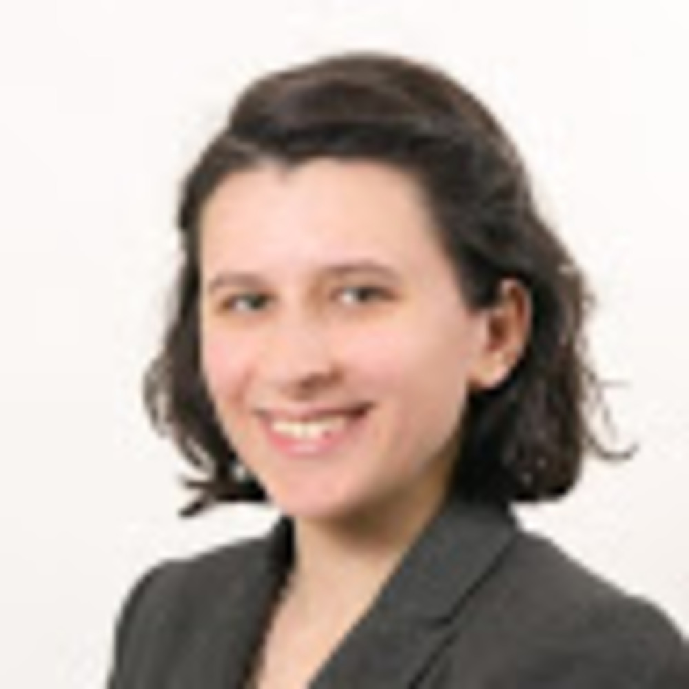 Meet your Posher, Emese